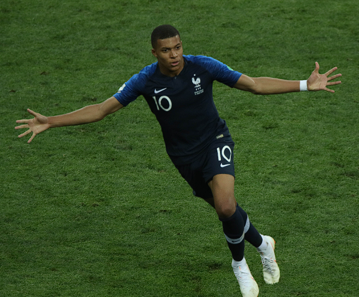 皇馬大勝瓦倫西亞后巴爾韋德訪談：盛贊逼搶、<a href='/news/tag/1198.html' style='color: blue;'>姆巴佩</a>與<a href='/news/tag/1157865.html' style='color: blue;'>卡雷拉斯</a>